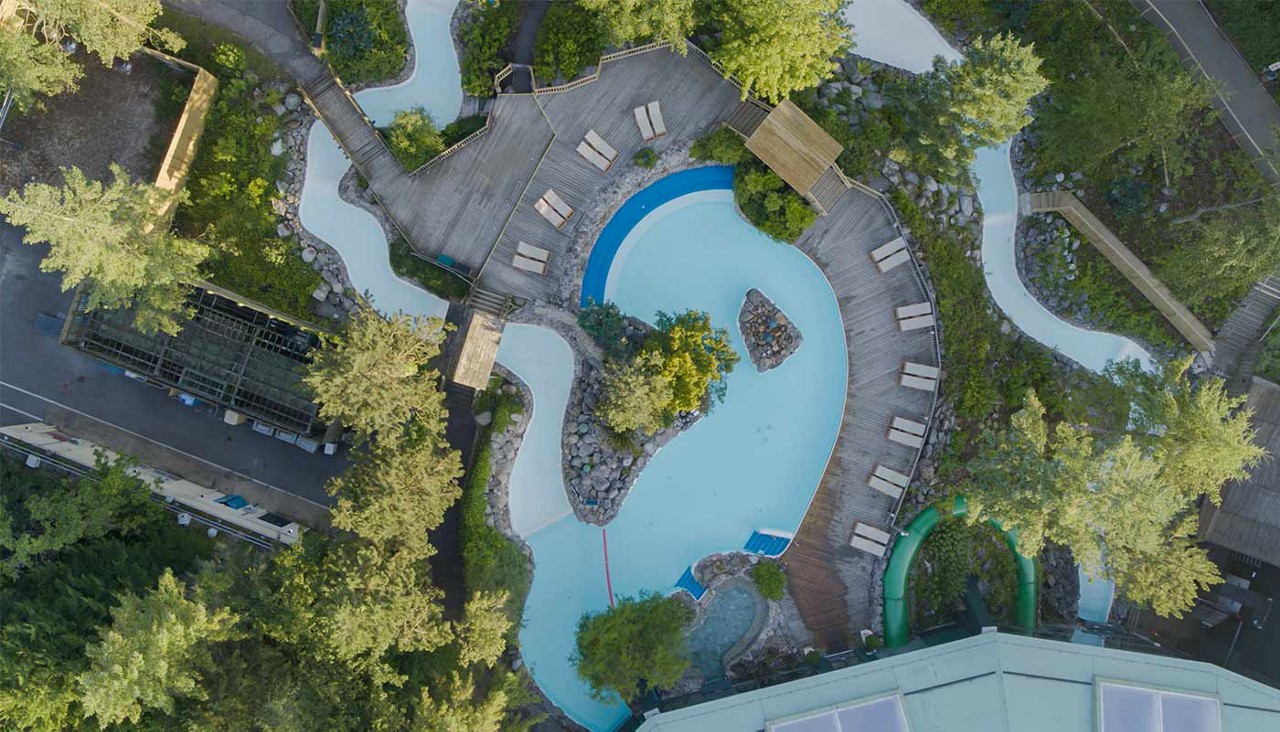 A birds eye view of the Subtropical Swimming Paradise swimming pool